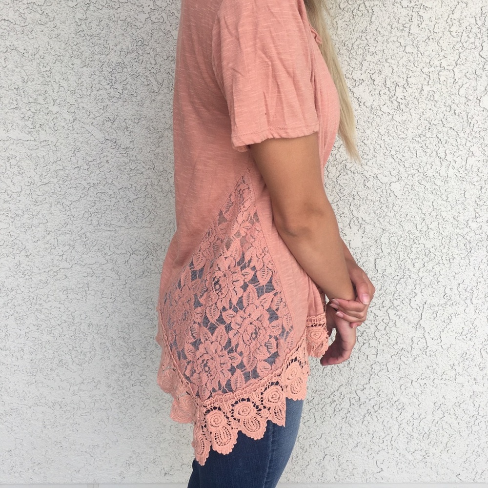 Flouncy Floral Tee